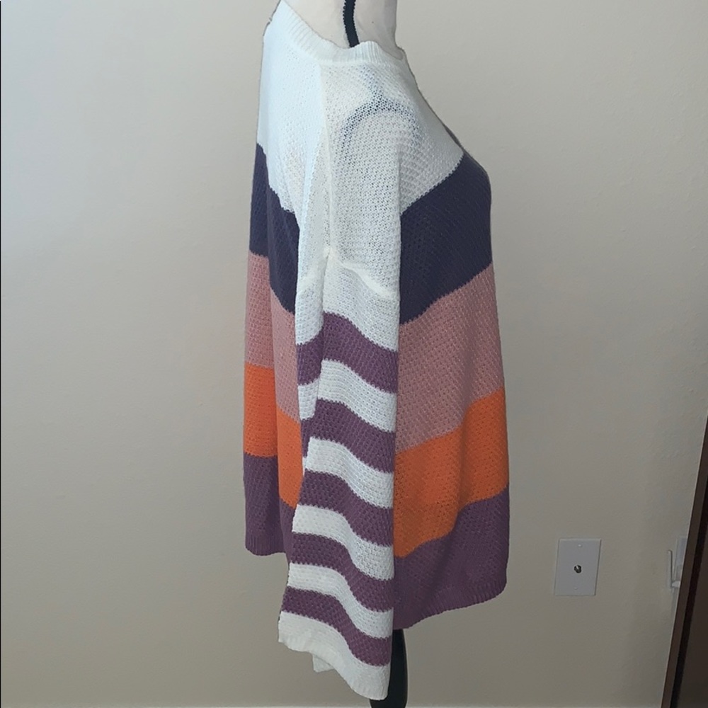 NWOT MEDIUM Oversized Sweater - Picture 3 of 6